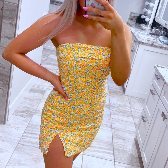 sky to moon Dresses & Skirts - orange floral strapless mini dress with slit